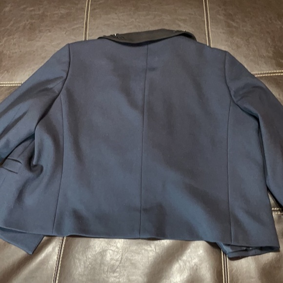 Navy With Embroidered Detachable Collar Blazer - Picture 8 of 16